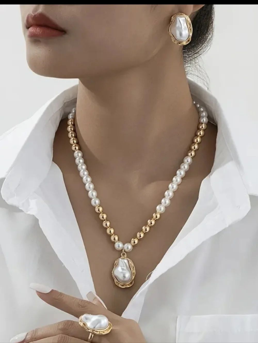 Gold Plated Faux Freshwater Pearl Baroque Pendant Necklace Earrings And Ring Set
